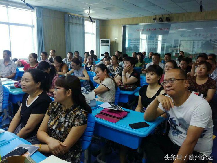 生态教育促成长浓墨重彩绘华章——记阔步前进中的洪山镇中心学校