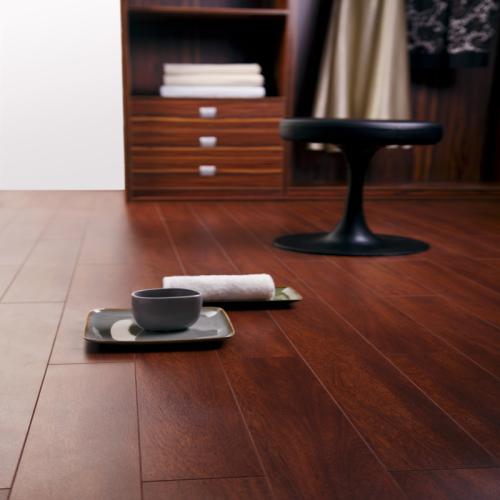 新房装修选择地板砖还是地砖,装修时选择地板好还是地砖好呢