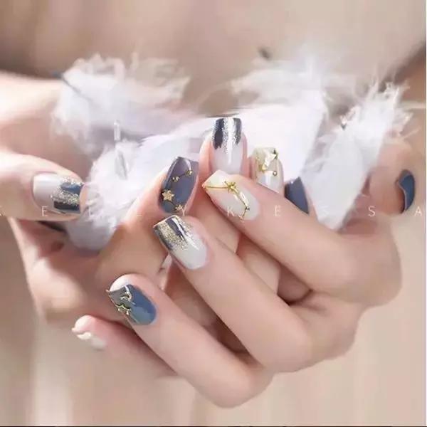 美甲2022新款式秋冬甲片,儿童美甲2022新款式秋冬