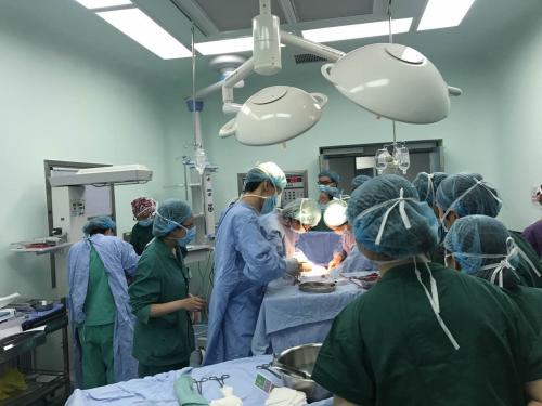 产妇厕所内出血,护士深夜查房吓坏病人后续