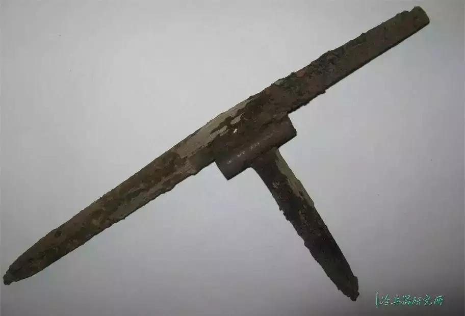 吕布不是张飞的对手吗,吕布凭什么是三国第一武将