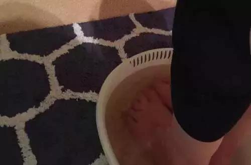 饭后半小时是黄金养生期,养生黄金期是睡前1小时