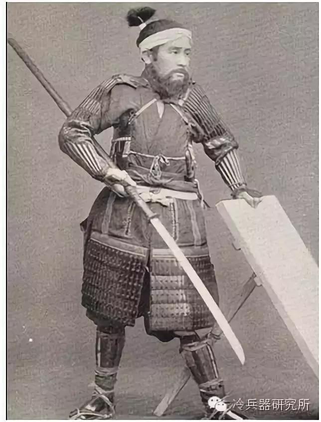 日本顶级重要刀剑短刀欣赏,倭刀和明朝刀对比