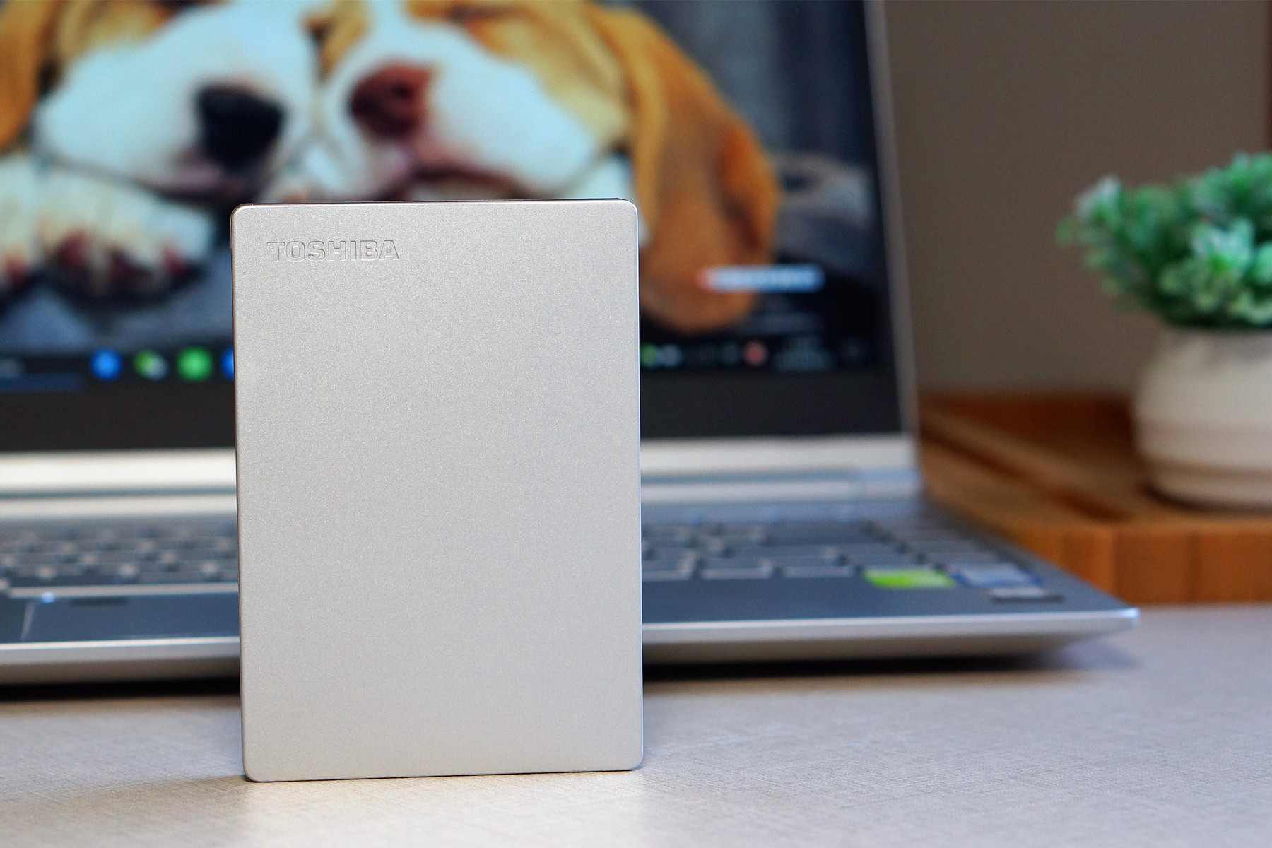 东芝canvioslim移动硬盘,东芝超薄机械硬盘质量