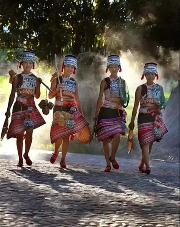 云南傣族服饰的认识和了解,傣装衣服款式图