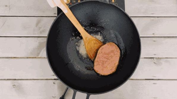 古法手工铸铁锅,真正的无涂层铸铁锅