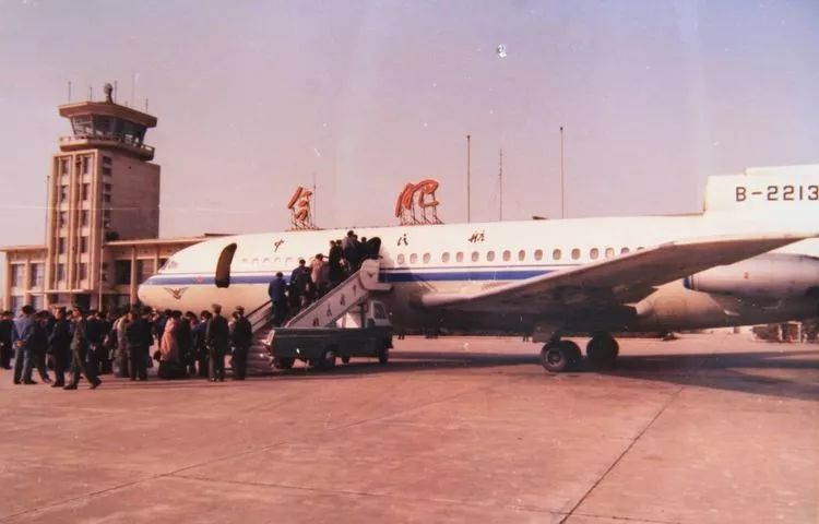 从三里街到骆岗再到新桥,你了解合肥机场吗?珍贵照片带你穿越它的前身今世!