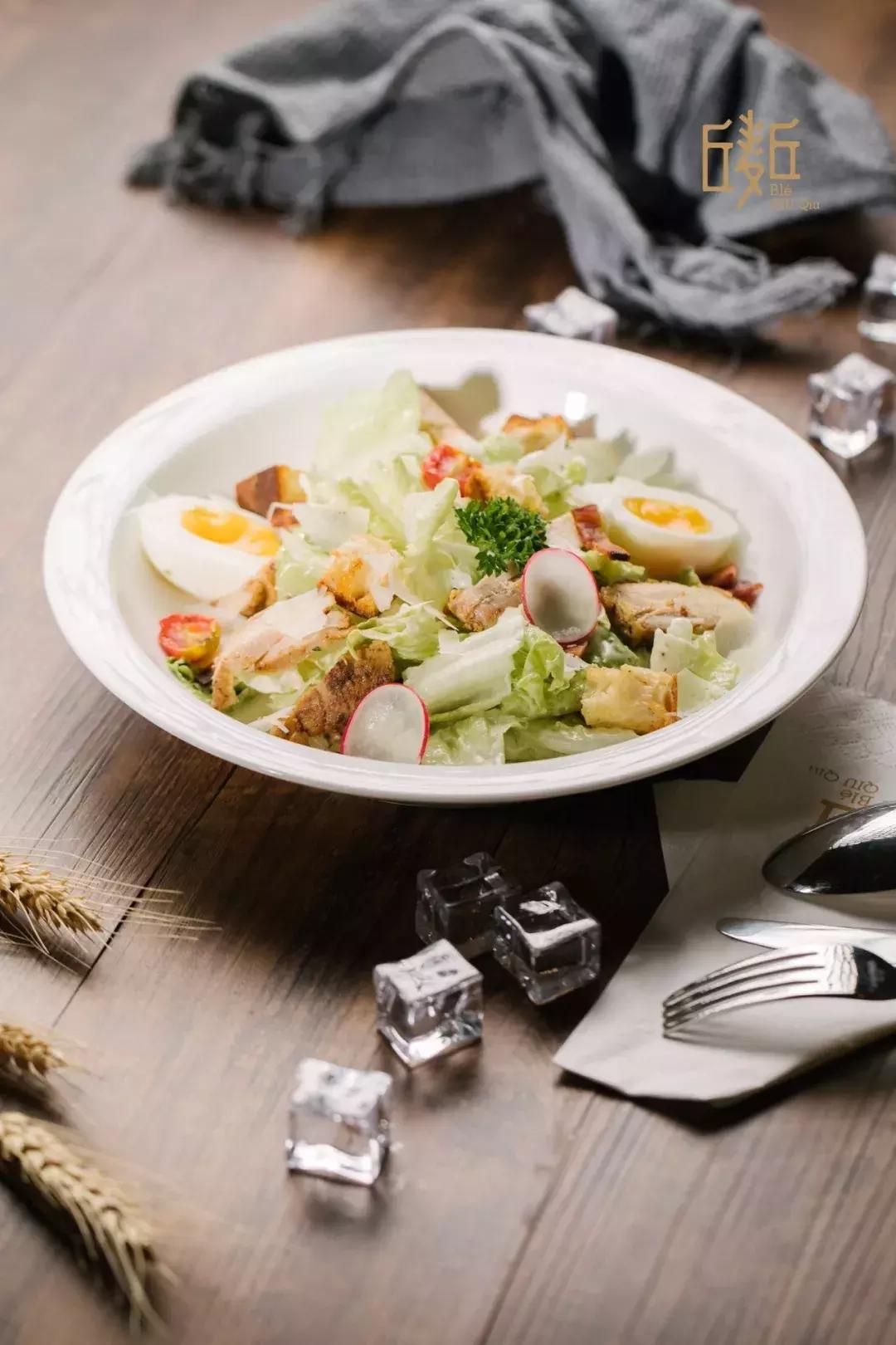 丘麦丘法式生活餐厅入驻磐基名品中心，开启浪漫法式生活的一天