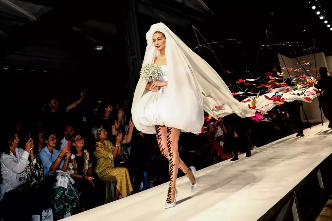 又有一波最新的美鞋美包来了看看我们是否为你种下了一片草原