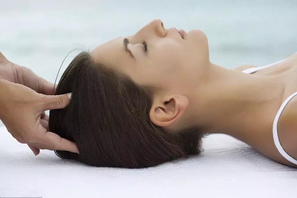 头顶痛额头痛后脑勺痛太阳穴痛,后脑勺和前额头疼痛是什么原因