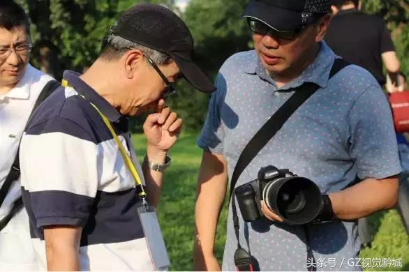 为什么摄影大师都喜欢拍黑白,为什么不推荐18-135的焦段