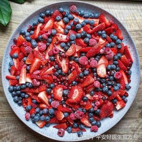 又想减肥又管不住嘴怎么办,管不住嘴迈不开腿怎么减肥