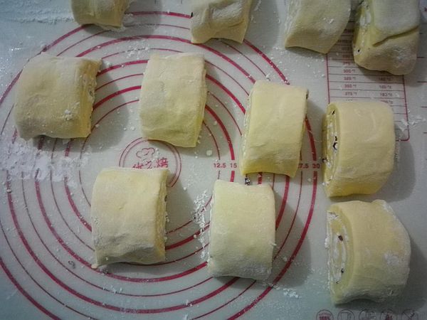 用耐高糖酵母做馒头为何不松软,酵母蒸的馒头为什么不白不松软