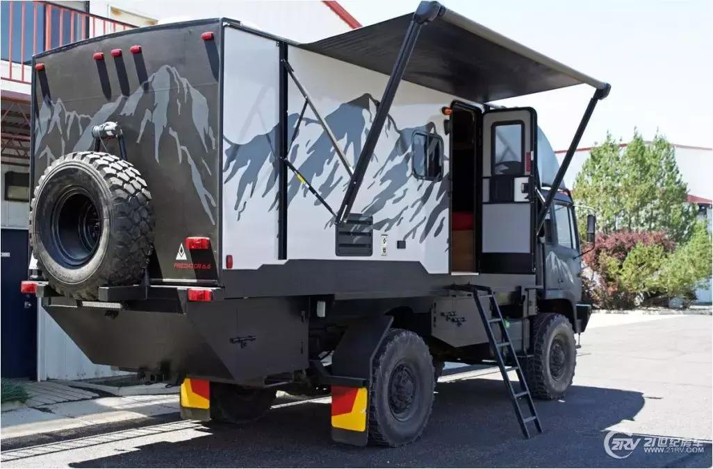 能在各种环境下开的越野房车,军卡车改装房车