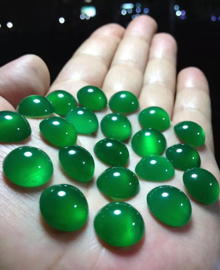 玉髓几十块钱是真的吗,玉髓高价成交记录