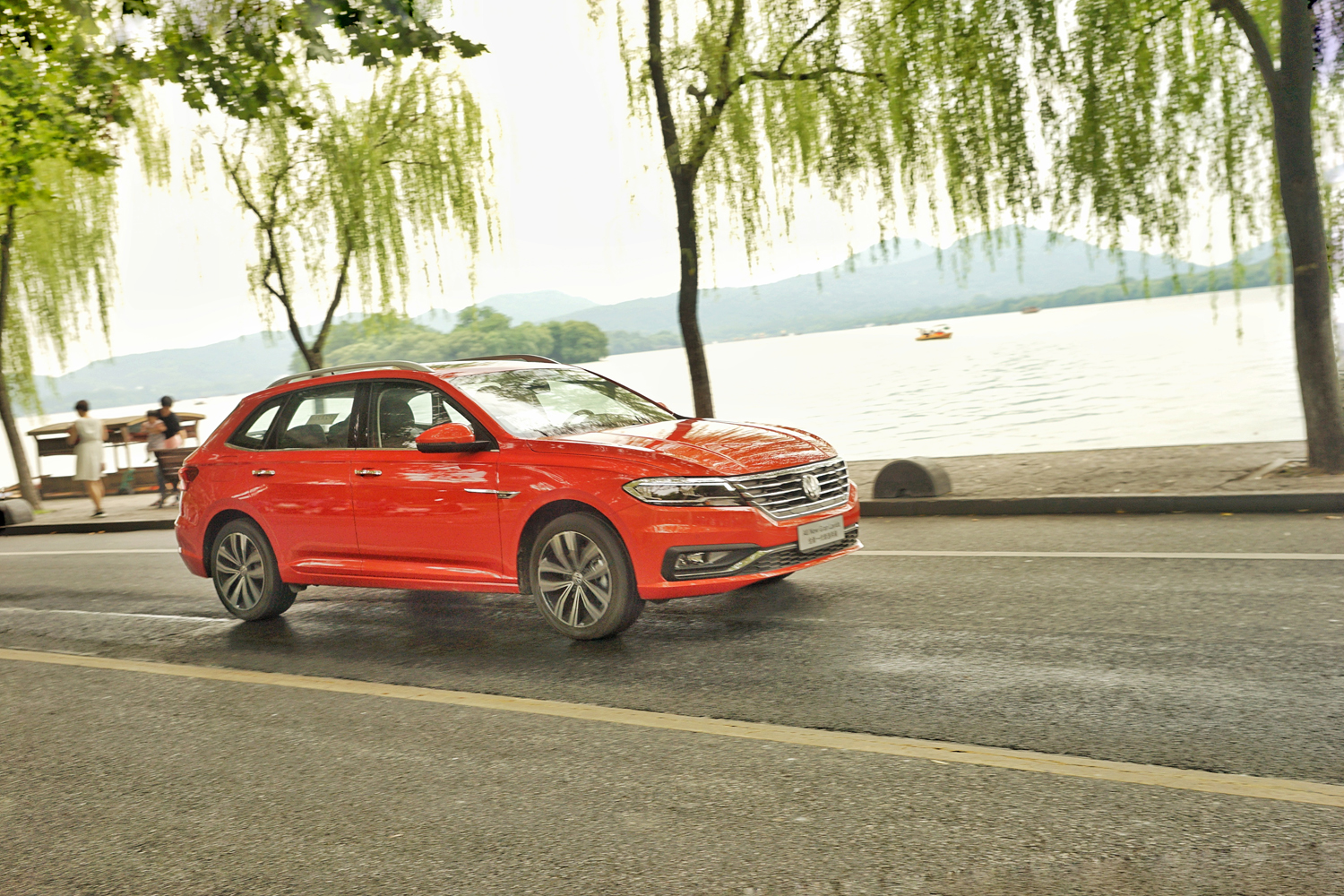 德系车13万左右落地哪款好,全新一代朗逸两厢分析推荐