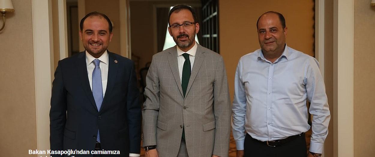 什么操作？土耳其俱乐部前主席欠下肉债，球队没钱竟用奖杯抵债