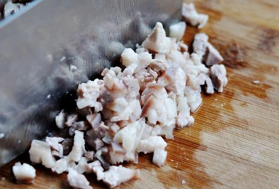 肉馅不用慢慢剁教你小技巧,肉馅不用费力剁的方法