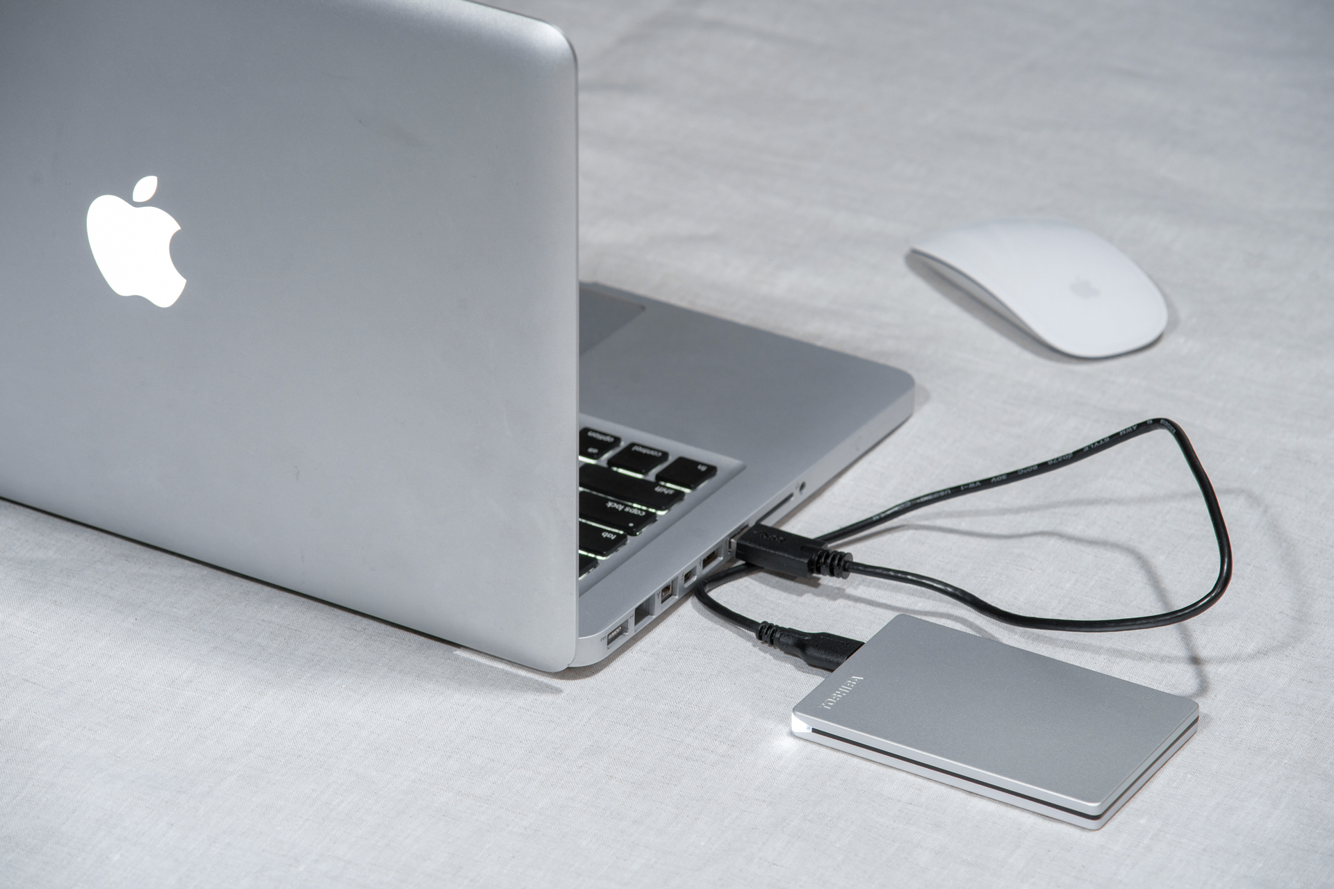 东芝canvioslim移动硬盘,东芝移动硬盘slim4