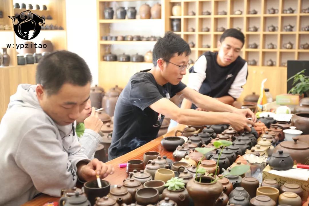 建水柴烧紫陶壶养壶前后对比,建水紫陶柴烧壶什么釉面最好