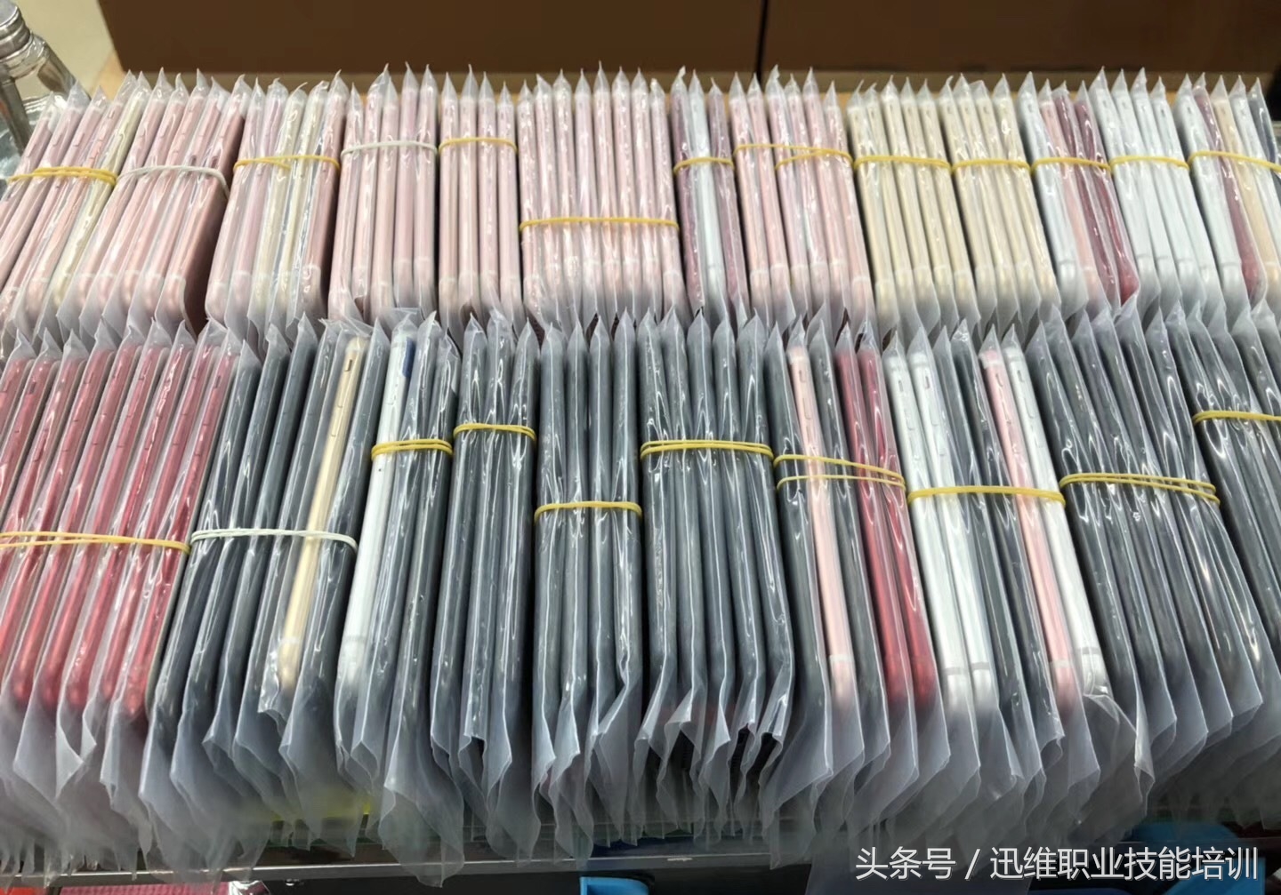 华强北翻新iphone套路,14promax华强北翻新机和原版区别