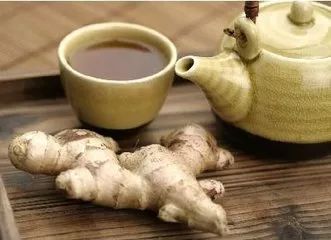 吃海鲜手扎了一下,如果一不小心被海鲜扎了会怎么样