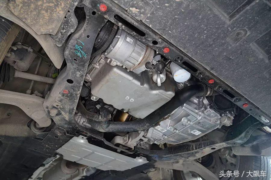 蒙迪欧高功率2.0t跟bba2.0t有可比性,蒙迪欧底盘吊打bba