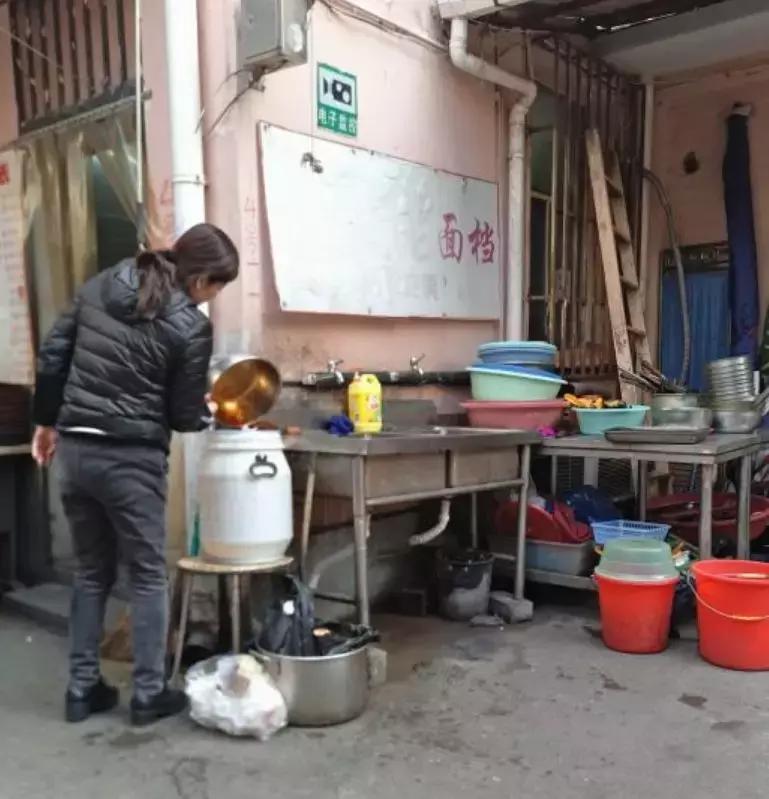 深藏居民区的老店,藏在巷子里的小店老字号