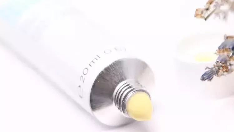 眼霜推荐20岁适合的眼霜学生党,学生党爱熬夜这几款眼霜你知道吗