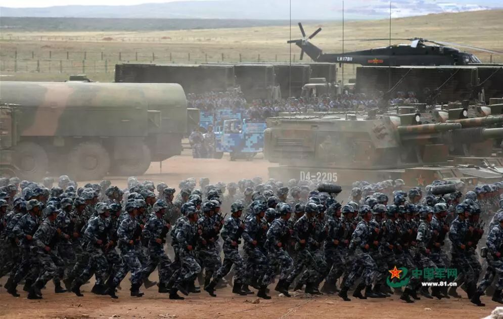 有什么军靴介绍,中国解放军最新的作战靴