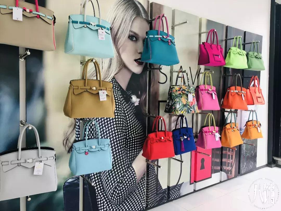 45块钱3支迪奥口红特价清仓,158元买迪奥口红