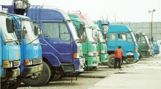 细数卡友亲身经历的货运骗术,卡车司机坑人视频