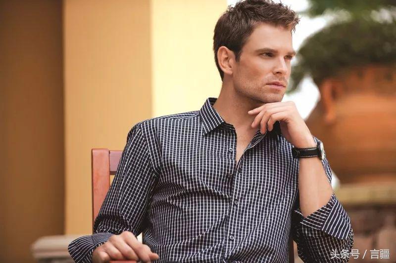 什么地方，开保时捷的爱去，骑车的也爱去，潮人爱去？答对算你赢