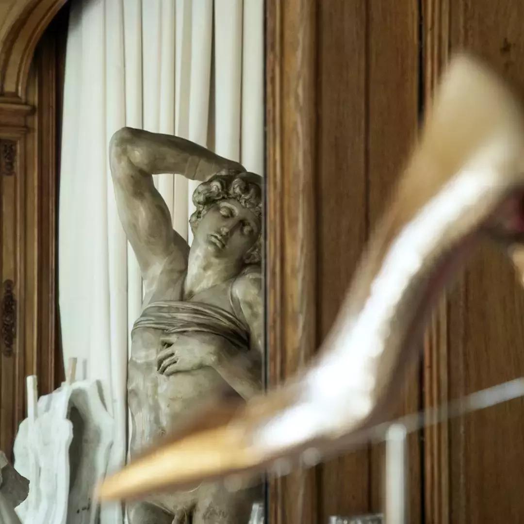 戚薇霸气走秀,唐嫣戚薇机场街拍大全