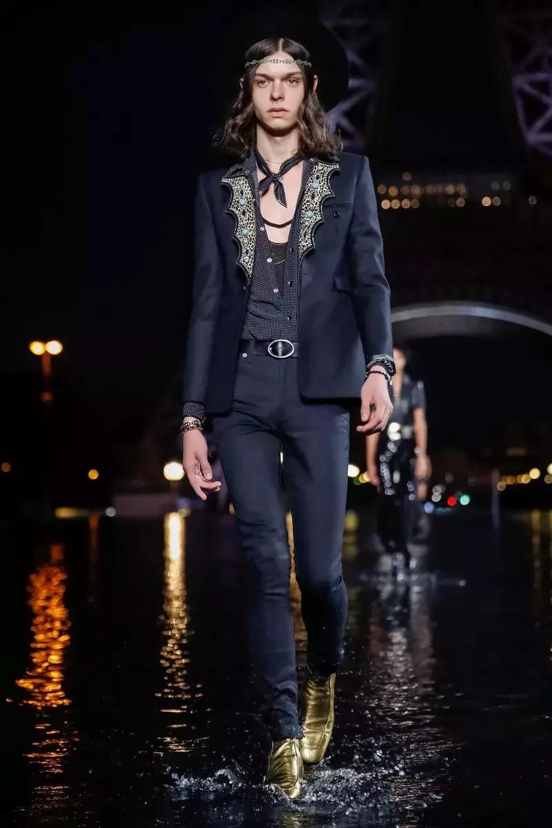 戚薇霸气走秀,唐嫣戚薇机场街拍大全