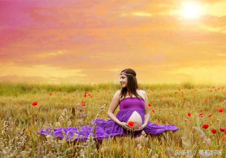 孕妇坐着不动流汗是为啥,孕妇一睡醒就满头大汗是怎么回事