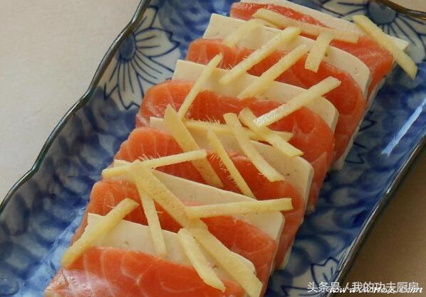 三文鱼和豆腐怎么做好吃又简单,三文鱼做成豆腐