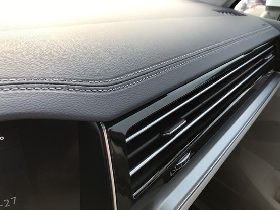 与奥迪q7同平台的大众suv,全新一代途锐即将北京首发高清