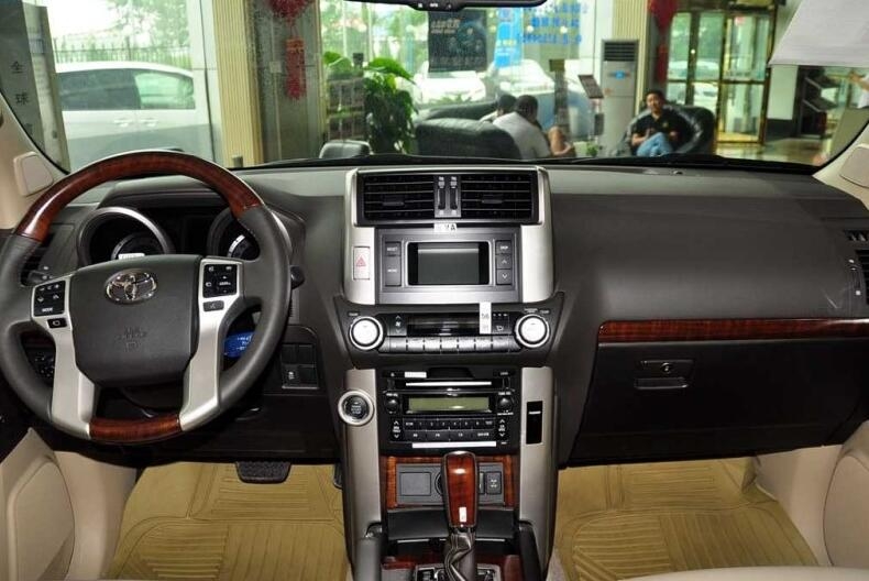 12年的5系还值多少钱,12年5系和12年a6怎么选