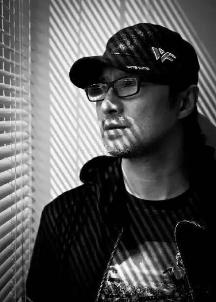 汪峰的尊严和梦想,汪峰的励志人生