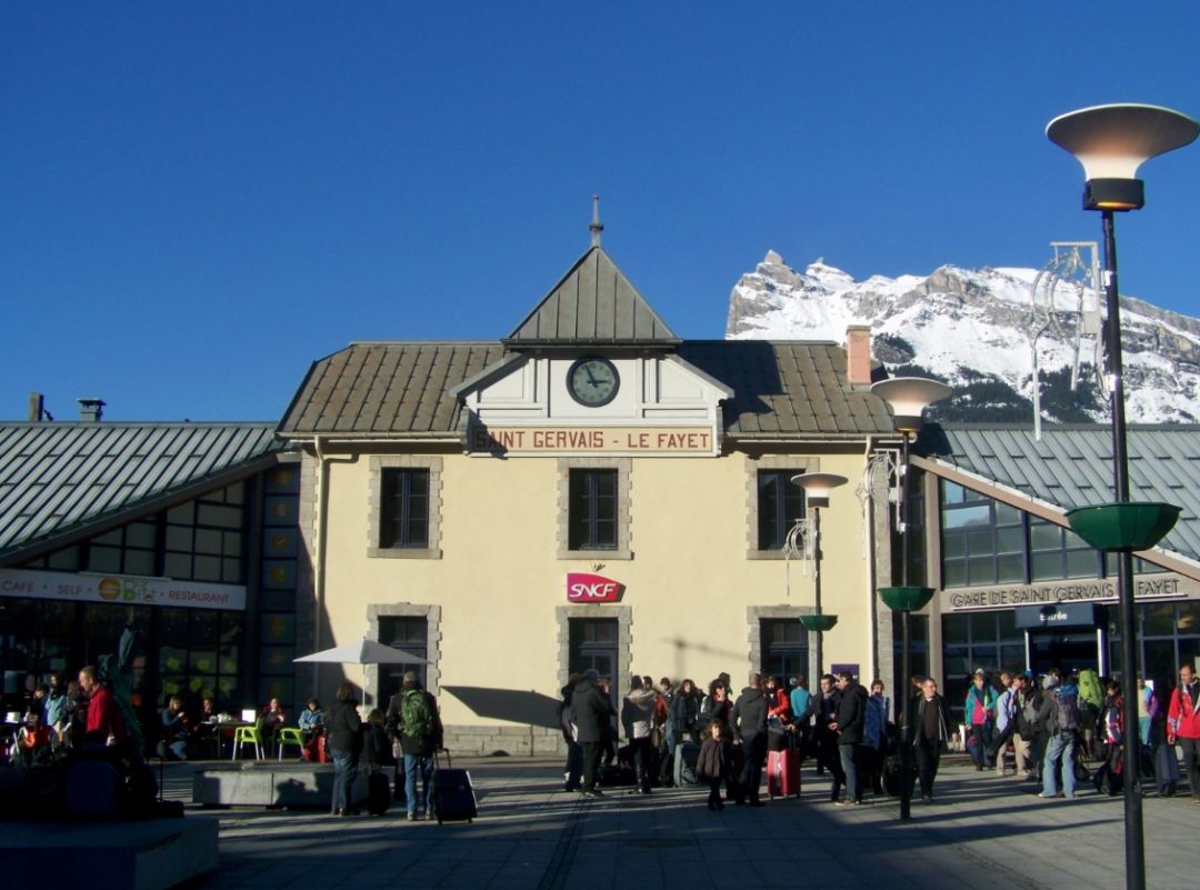 情人节专属特惠!3月3日出发!UCPA滑雪6天5晚!含5晚食宿,保险等费用!丰富的雪上运动,专业的滑雪教练!