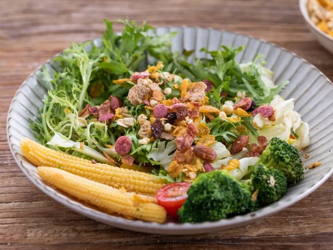 新西兰航空豪华经济舱餐食,新西兰航空的餐食