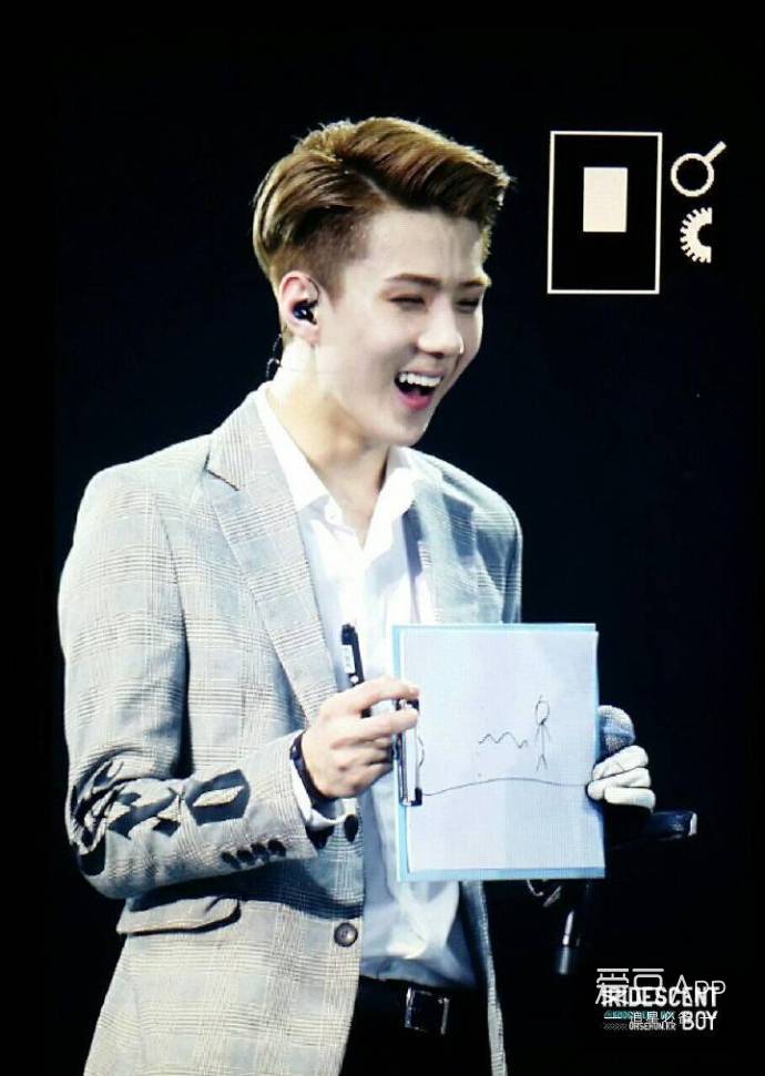 exo分享的视频,exo抽象画