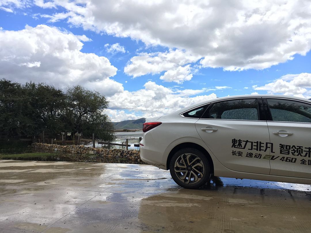 逸动ev460100公里,长安逸动ev460跑了20万公里