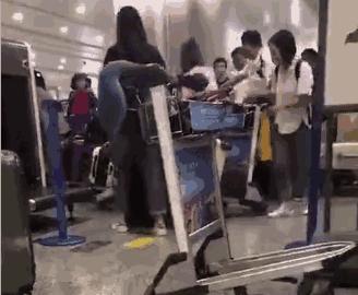 机场安检查到违禁物品,空运货物安检查出私货