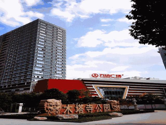 王健林视察万达广场,王健林定目标