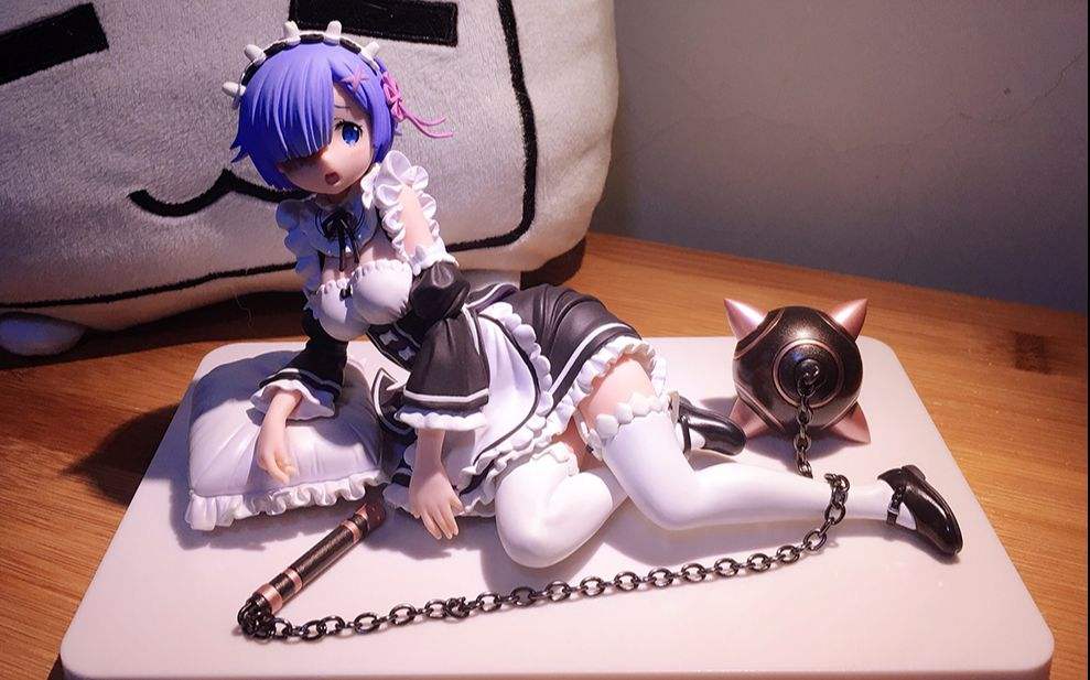 家庭条件一般的人适合玩手办吗,15岁以下为什么不能玩手办