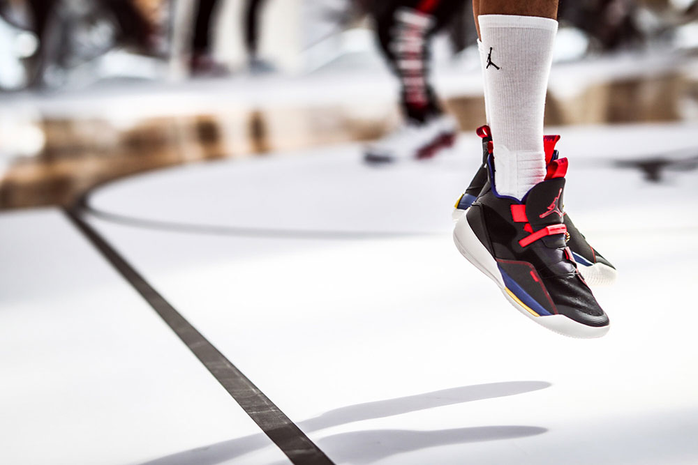 买一双评价比较好的鞋,airjordan经典黑红脚趾评测