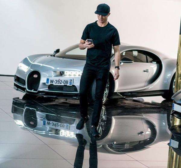 c罗从贫民窟到亿万豪宅,c罗在迪拜的豪宅