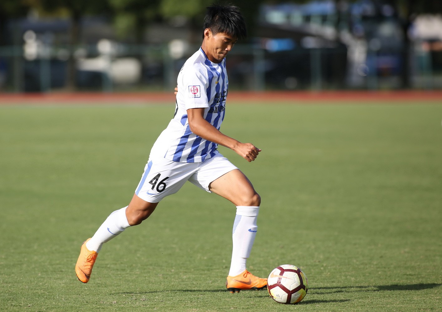 预备队广州富力对广州恒大,中超申花5:3逆转富力